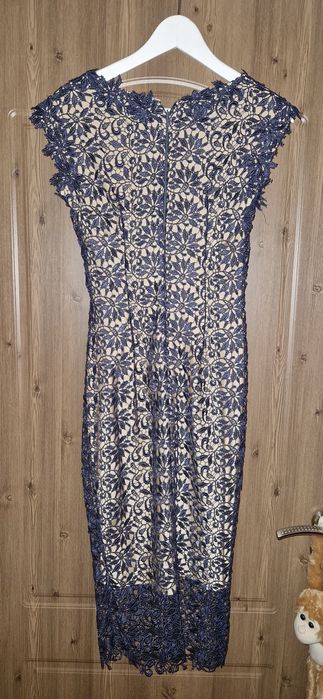 Rochie elegantă din dantelă bleumarin – model midi