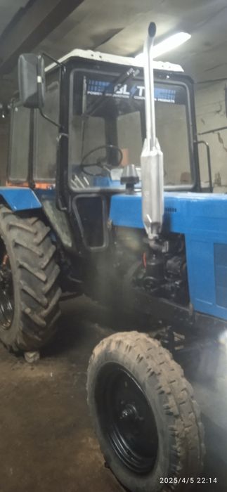 Продам трактор мтз