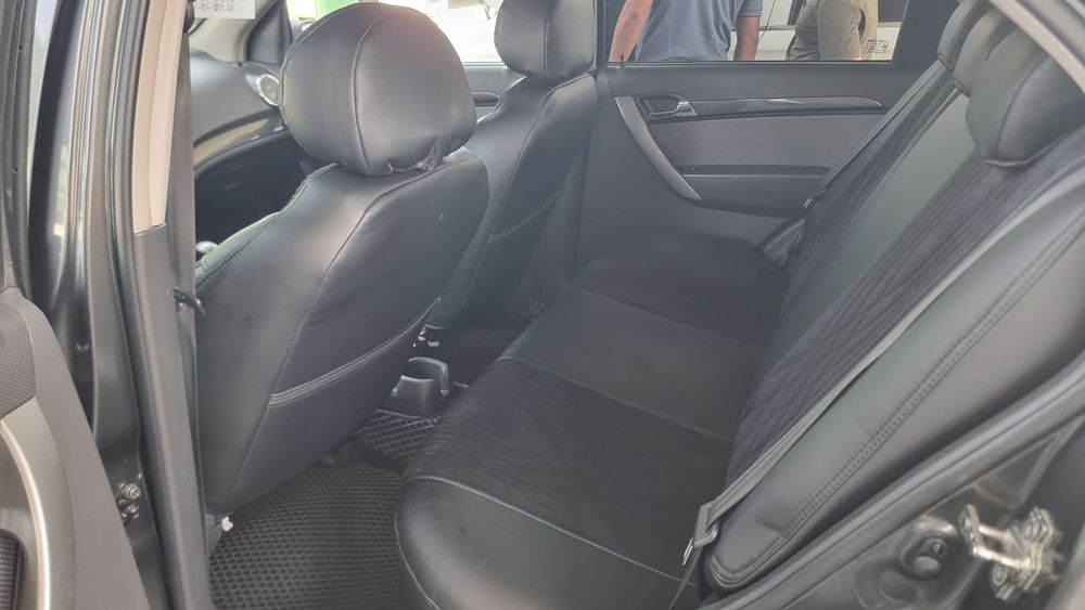 Нексия 3 позиция  автомат равон пробег 142000км