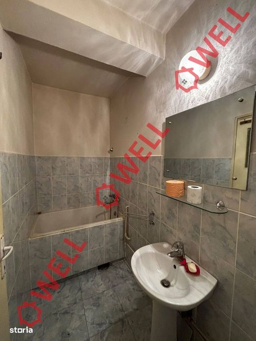 De vânzare apartament cu 3 camere ultracentral în Rupea!