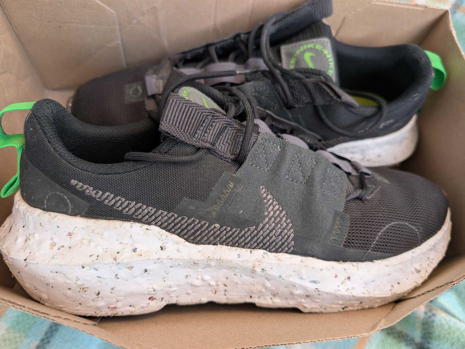 Dr. Martens, Converse, Art Company, Nike маратонки, кецове сандали