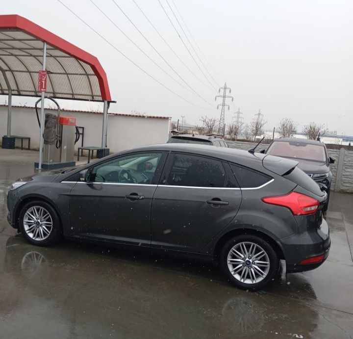Ford Focus   2017