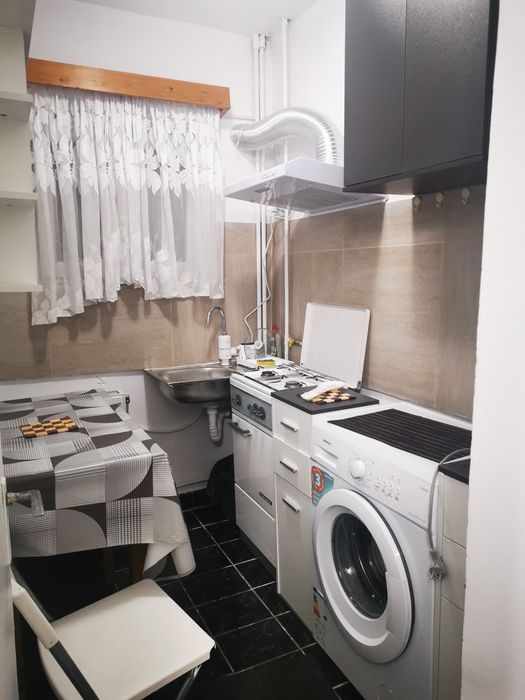 Dau în chirie apartament cu 1 cameră