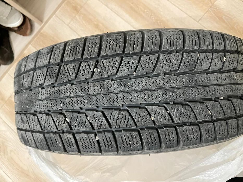 Шины зимние 195/65/15
