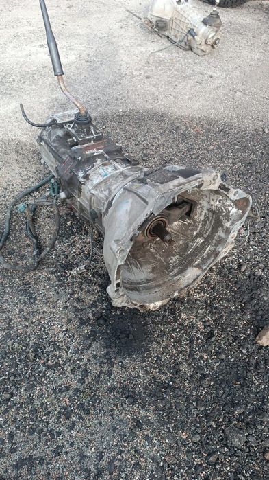 Запчасти тоета сюрф 185