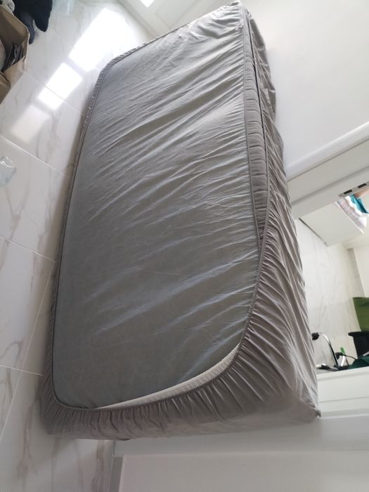 Saltea 90/200 stare foarte bună