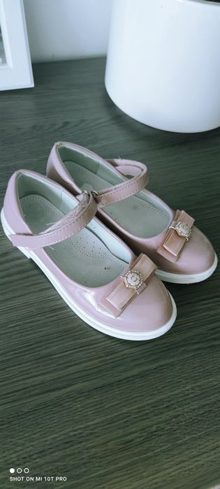 Pantofiori măr 28,, ghete 30