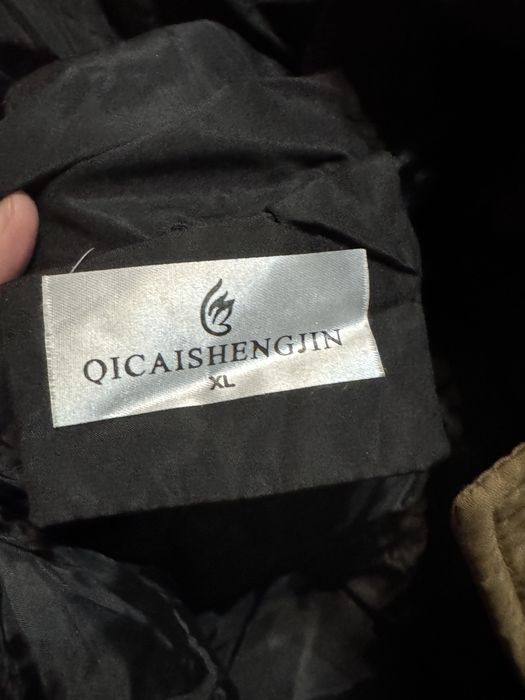 Продам новую парку срочно