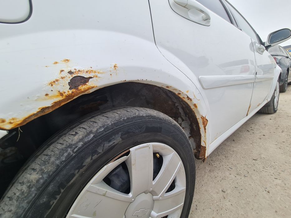 Lasetti 2009 yil jentra qilingan