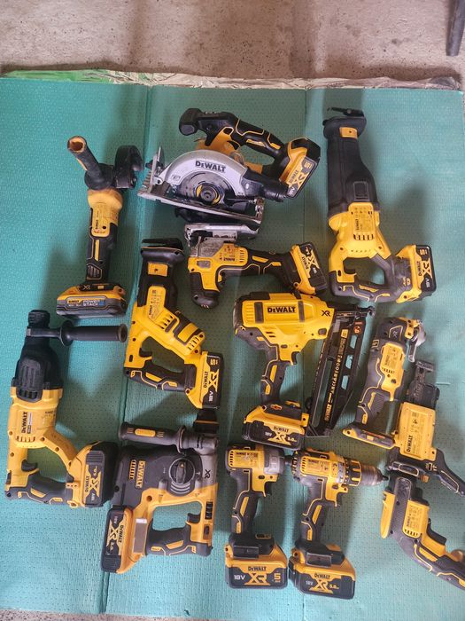 Vand lasere Bosch  cu linie verde