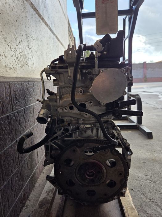 Двигатель А25А, головка