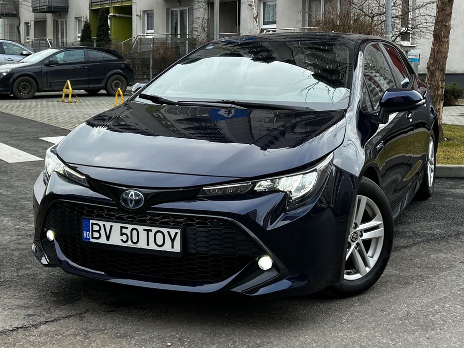 Toyota corolla 2021/11-1,8 hibid /52 mii km !!
