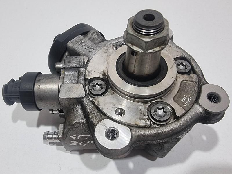 Pompa injectie Volkswagen Passat B6 3C 03L130755 2.0 tdi CAGA; CBAB; C