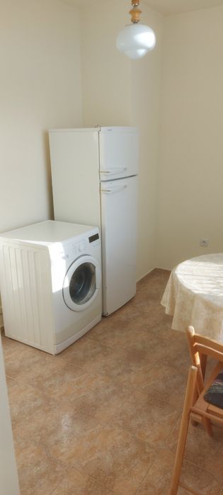 Дава се под наем Тристаен апартамент в Силистра, Изток - 68 кв.м за 219.3 € - Снимка #6