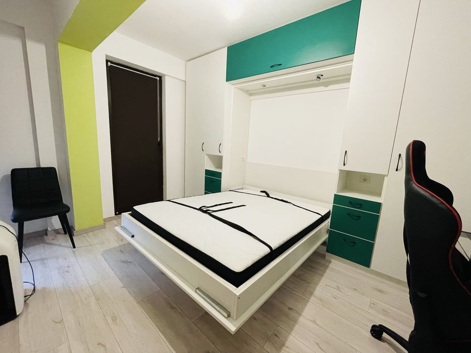 Vand apartament 2 dormitoare + living si bucatarie + parcare subterana in Complex Oaza