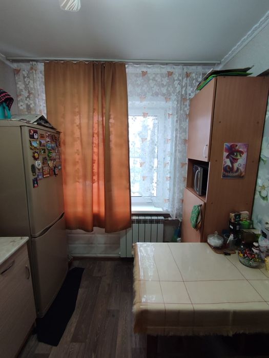 Продам 2х комн ул.Казахстан 98