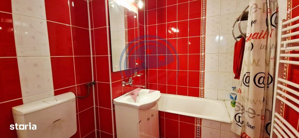 Apartament 3 camere decomandat, Et. 2/4, Lăpuș–Argeș, mobilat, central