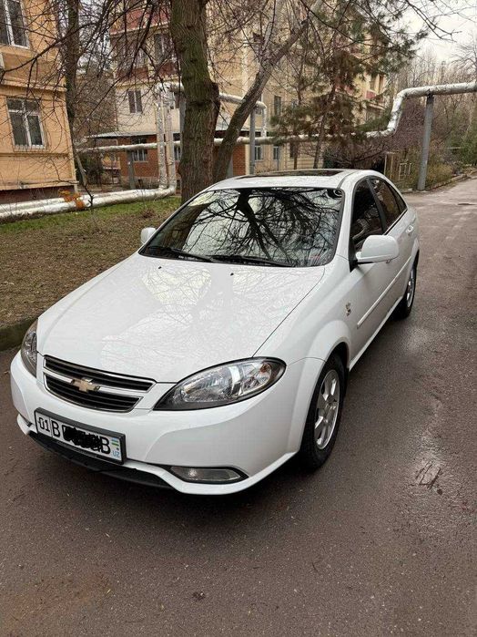 Lacetti Gentra 2023 A/T, full 3-pozitsiya