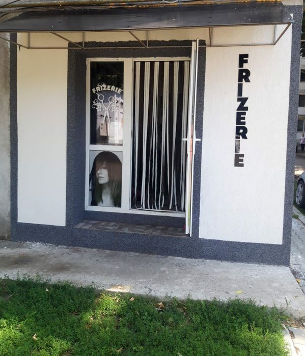 Spatiu comercial frizerie