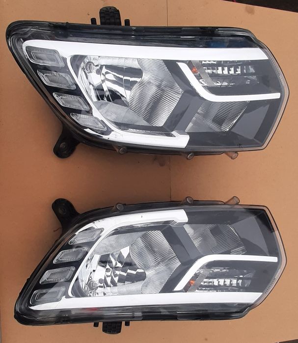 Far/faruri Dacia Logan facelift/MCV/SANDERO 2017-2020  1,0 si 1,5 dci