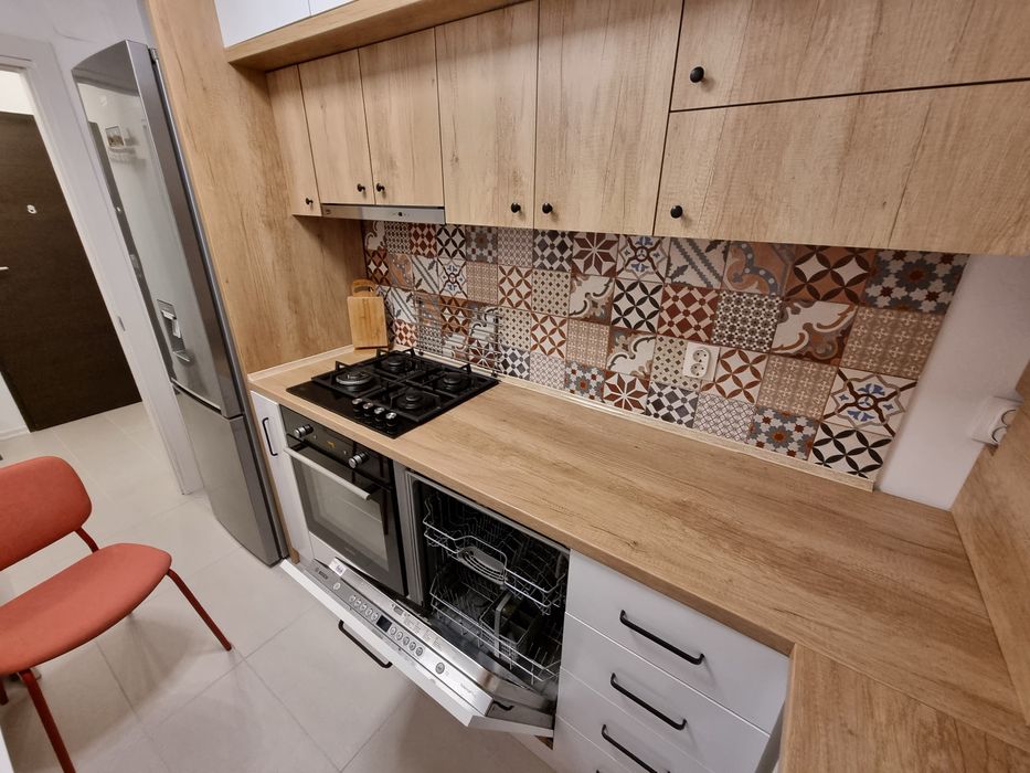 Apartament 2 camere decomandat in Cosmopolis | Mobilat & utilat | Parcare inclusă | Deja închiriat