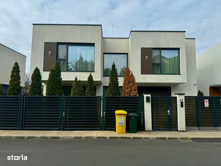 Vila design modern, situata in apropiere de Cambridge School