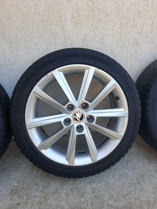 Vand Roti Octavia 225 45 17, anvelope Hankook