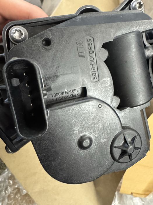BMW G30 530i и др.с B48 термостат, НОВ, Heat management module 8642560