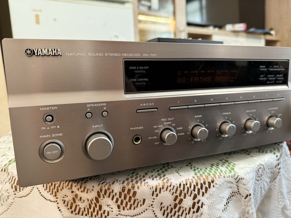 Yamaha RX-797 Качествен ресивър