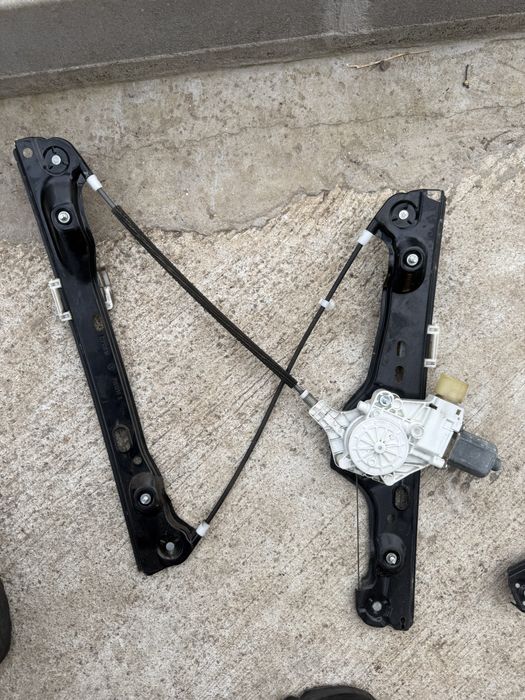 Стъклоповдигачи за BMW E90/E91