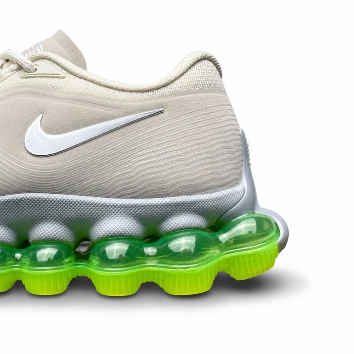 NIKE Air Liquid Max 40-46