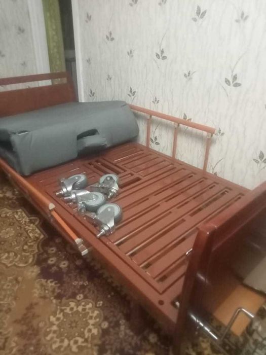 Кровать для лежачих больных
