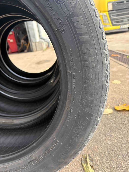 Michelin 235/55/18