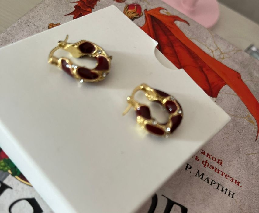 Украшения, бижутерия