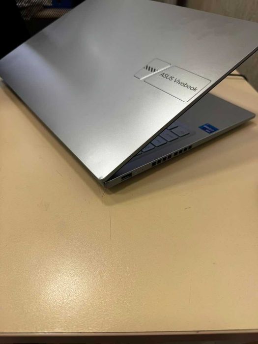 Ноутбук asus vivobook 16