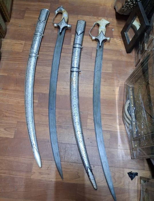 Антиквариат ножы кенжалы.