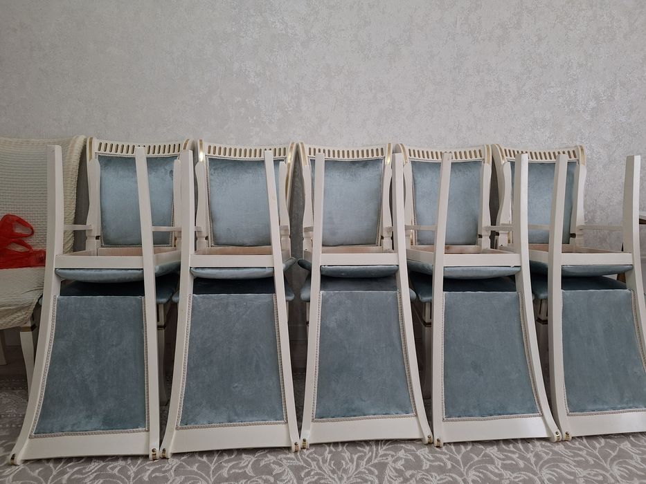 Продам стулья 16шт по 15000тг