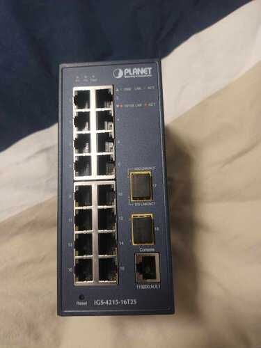 Switch Industrial L2/L4 16-Port 10/100/1000T + 2-Port 100/1000X SFP