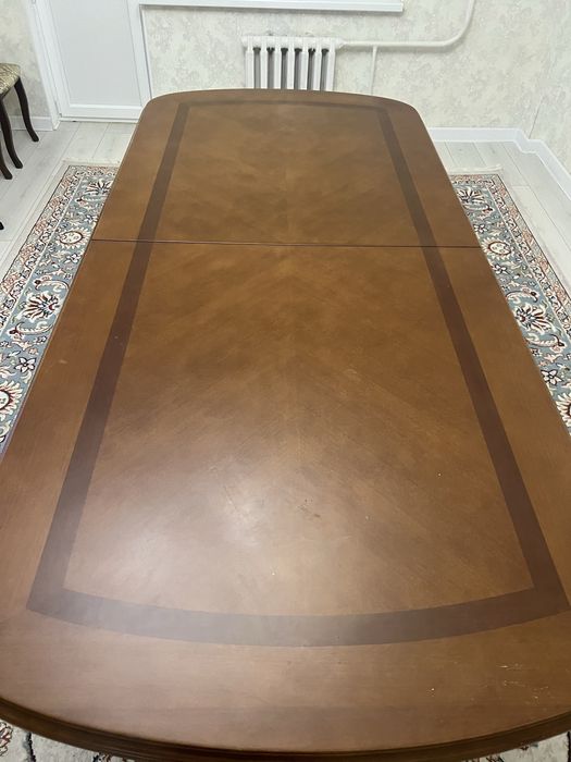Стол гостинная..