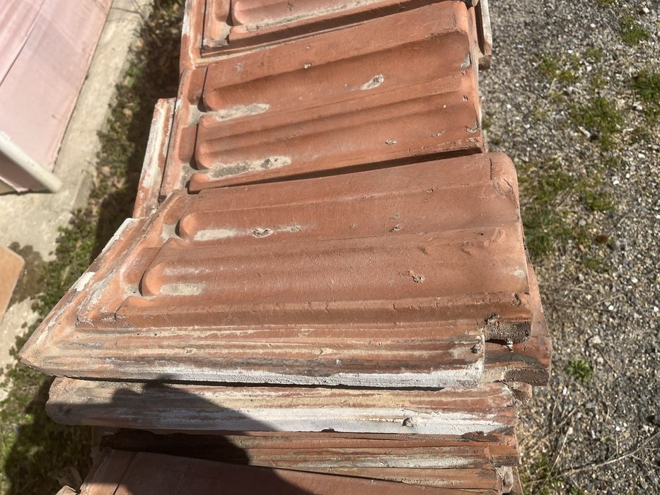 Продавам керемиди