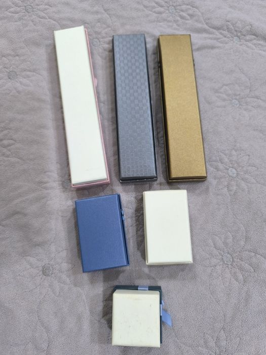 Коробки для ювелирных изделий