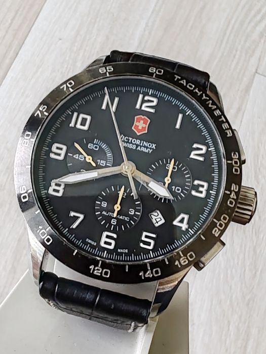 Ceas Victorinox Swiss Army Automatic Chronograph 45 mm Funcționează Impecabil!
