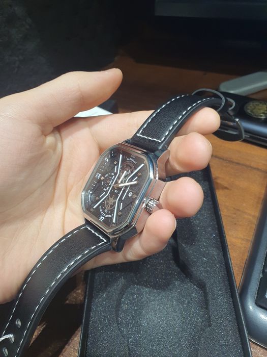 Наручные Мужские Часы Возможен  Торг есть