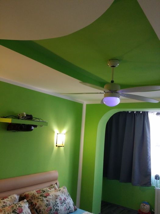 Vând apartament centru