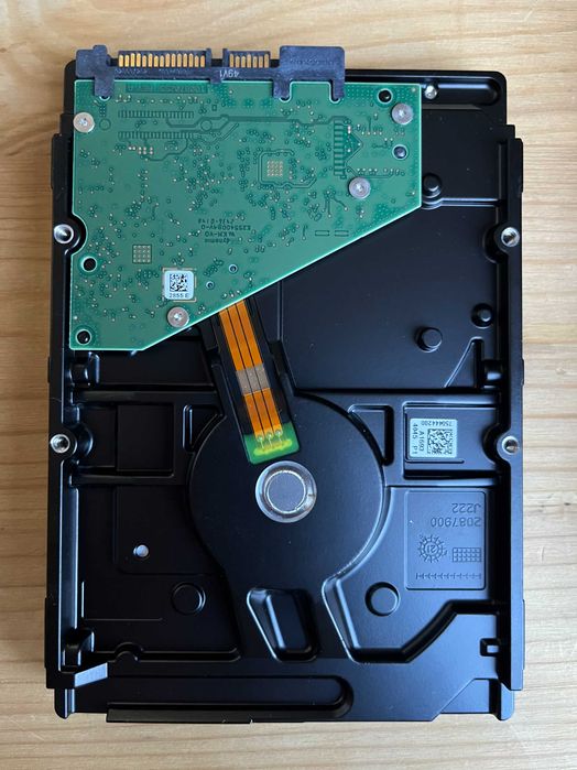Seagate Skyhawk 4TB HDD - последен брой