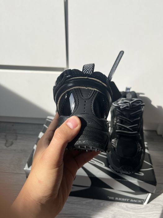 Off white BRB Black