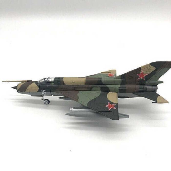 Macheta avion metalica MIG-21 Fishbed scara 1:72 22cm