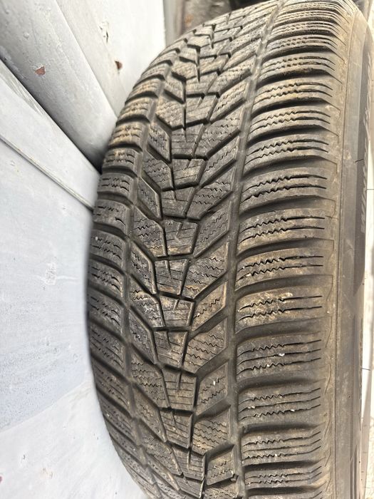 Jante+cauciucuri de iarna hankook 235/65/17 5x130  Volkswagen Touareg