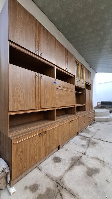 Стенка в гостиную и зал...Размер 355×230см