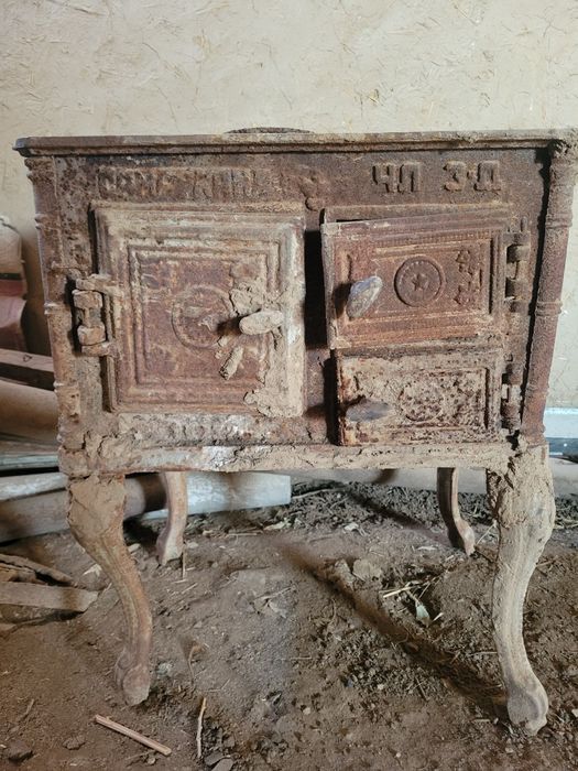 Rassiya metalidan boʻlgan  pech